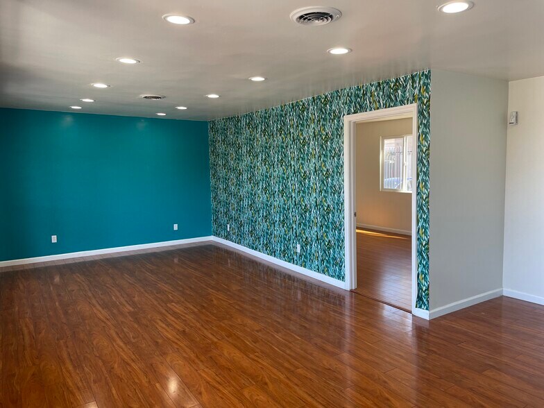 More Photos Of 1615 E Plaza Blvd, National City Office For Sale