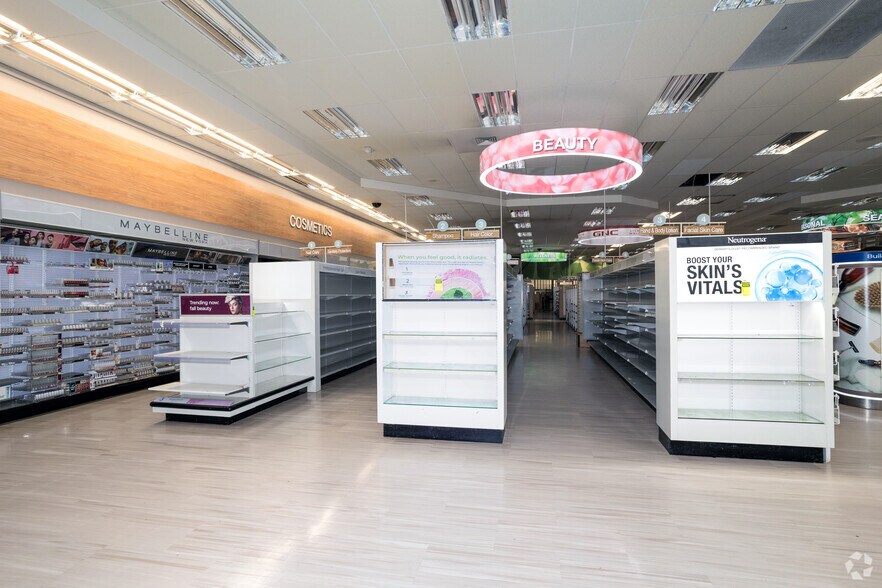 More Photos Of 409 Stokes Rd, Medford Drugstore For Sale