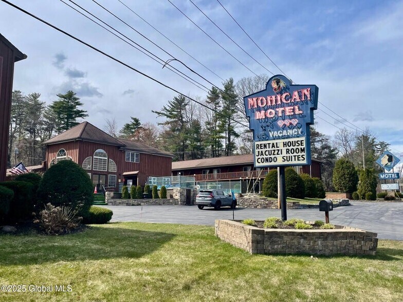 Primary Photo Of 1545 Us-9, Lake George Hospitality For Sale
