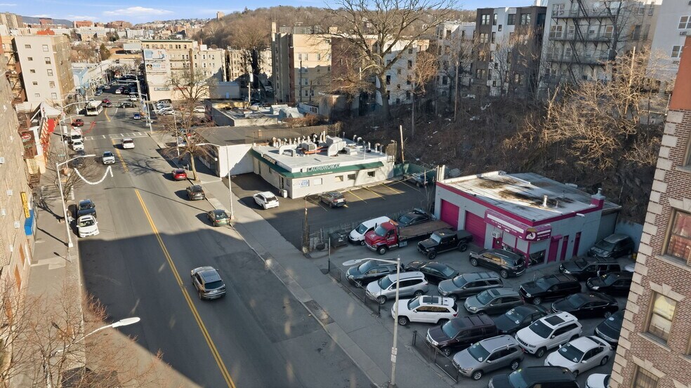 More Photos Of 558 S Broadway, Yonkers Manufacturing For Lease