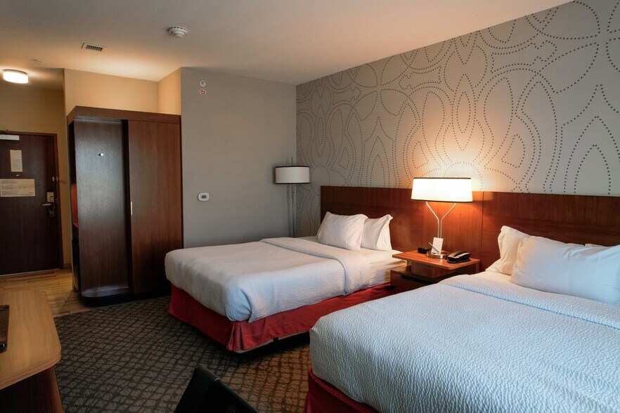 More Photos Of 6435 50th St, Lubbock Hotel For Sale