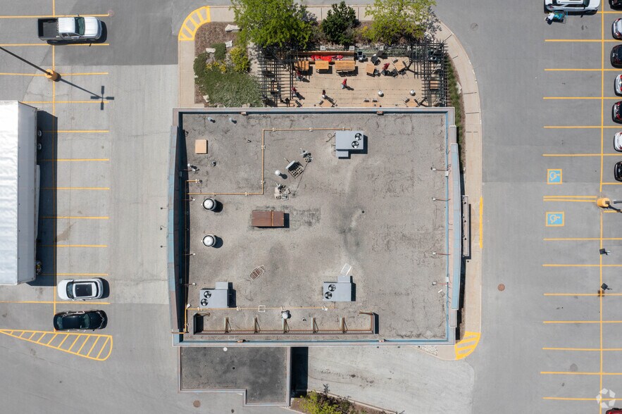 More Photos Of 35 Mapleview Dr W, Barrie Unknown For Lease