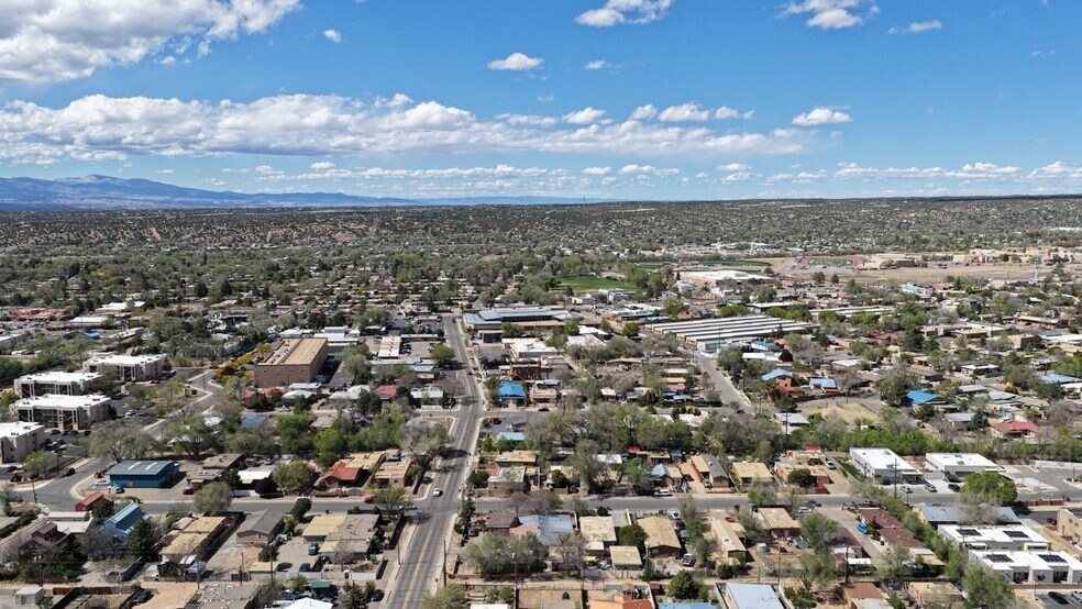 More Photos Of 1607 5th St, Santa Fe Apartments For Sale