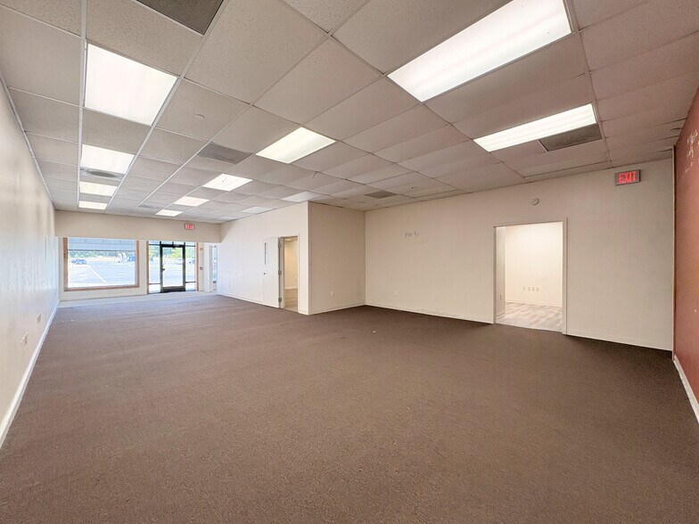 More Photos Of 45 S New York Ave, Galloway Unknown For Lease