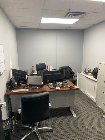 More Photos Of 3940 E Craig Rd, North Las Vegas Warehouse For Lease