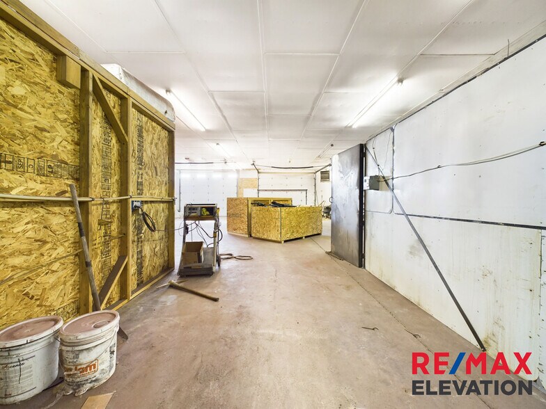 More Photos Of 699 Lane 9, Powell Industrial For Sale