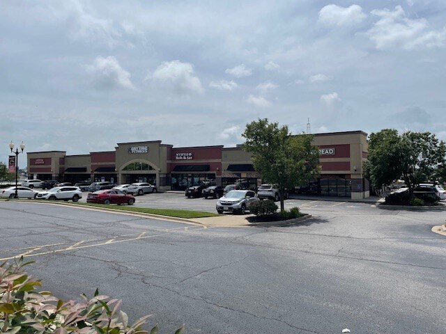 More Photos Of 1209 N Belt Hwy, Saint Joseph Freestanding For Lease