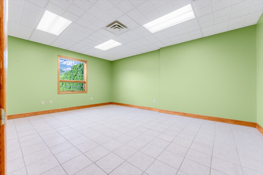 More Photos Of 55 Pleasants Industrial Park, Waverly Warehouse For Sale