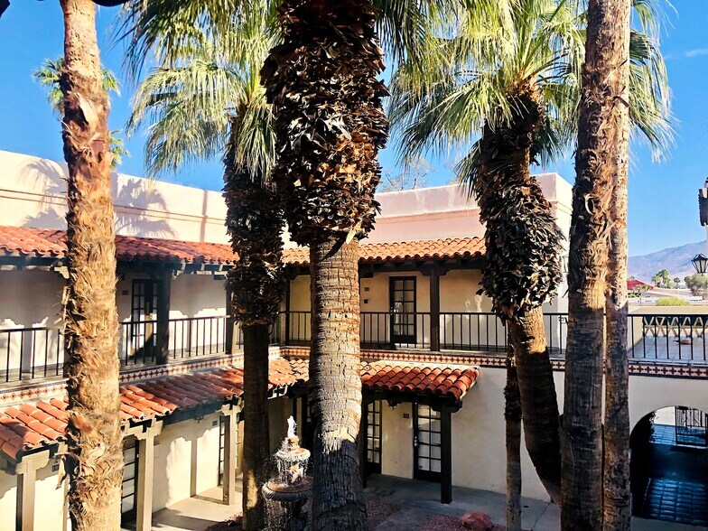 More Photos Of 1276 N Palm Canyon Dr, Palm Springs Medical For Lease