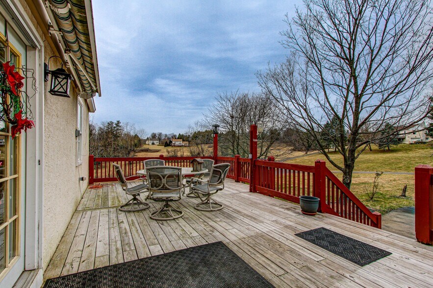 More Photos Of 3328 Huntingdon Pike, Huntingdon Valley Service For Sale