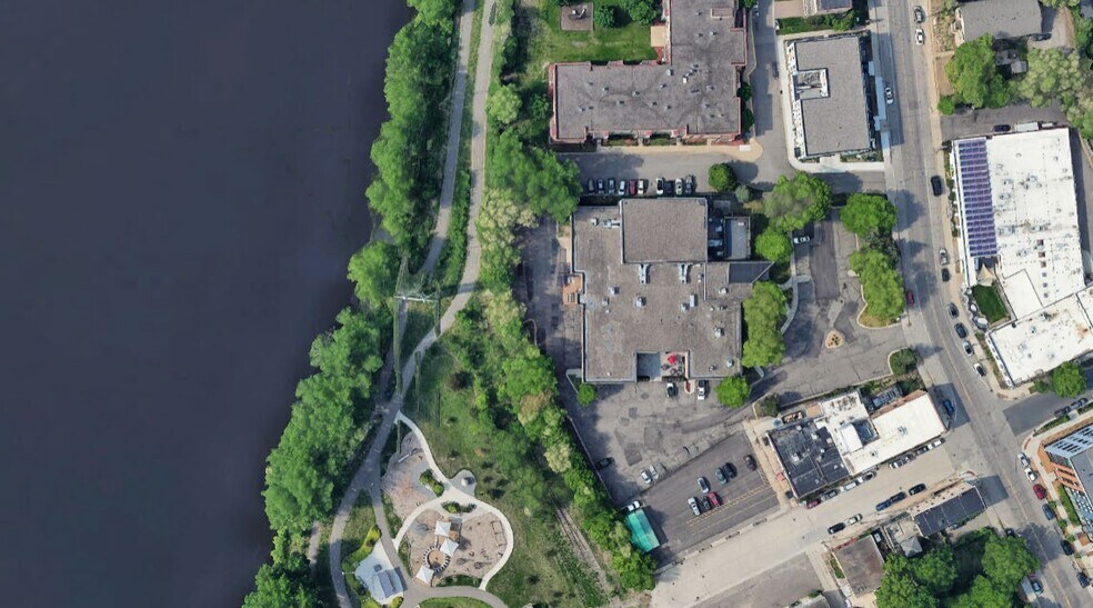 More Photos Of 1414 NE Marshall St, Minneapolis Manufacturing For Sale