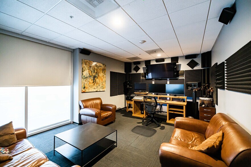 More Photos Of 2221 Rosecrans Ave, El Segundo Office For Lease