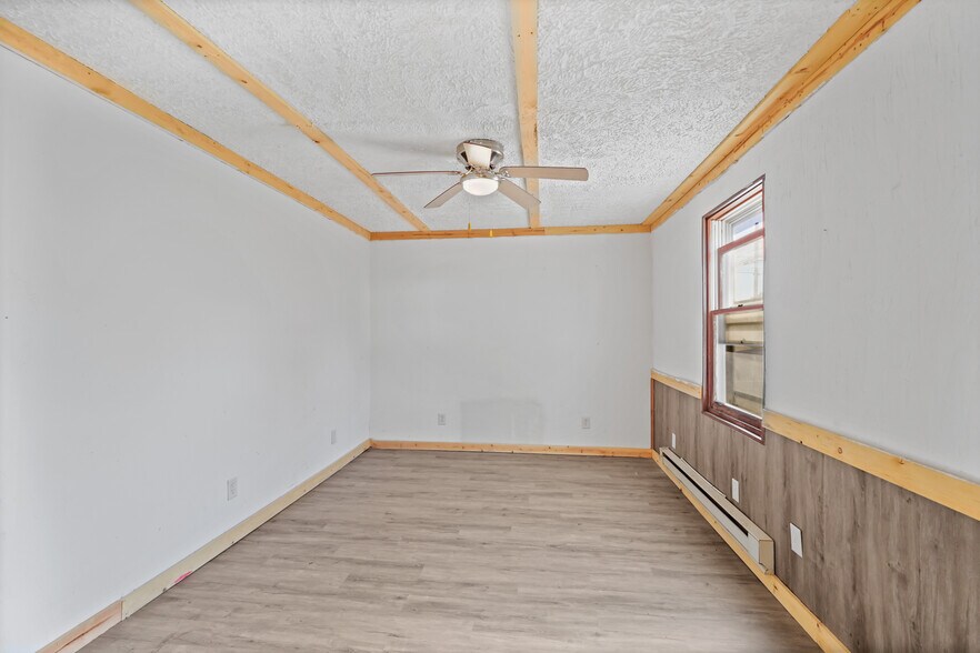 More Photos Of 401 N Main St, Polk General Retail For Sale