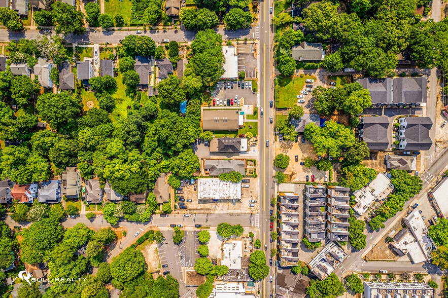 More Photos Of 1336 Glenwood Ave, Atlanta Restaurant For Sale