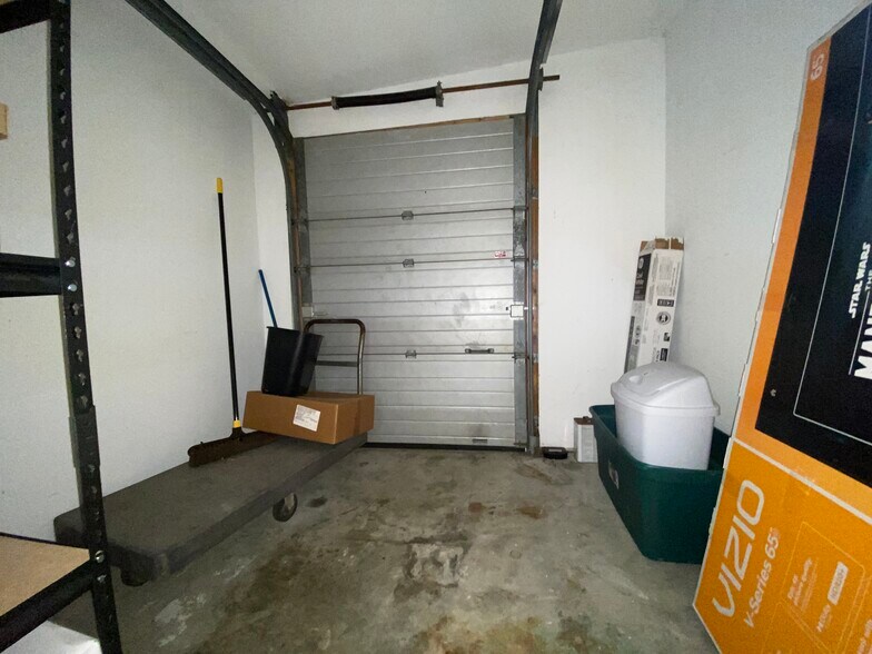 More Photos Of 34 Town St, Norwich Storefront Retail Office For Sale