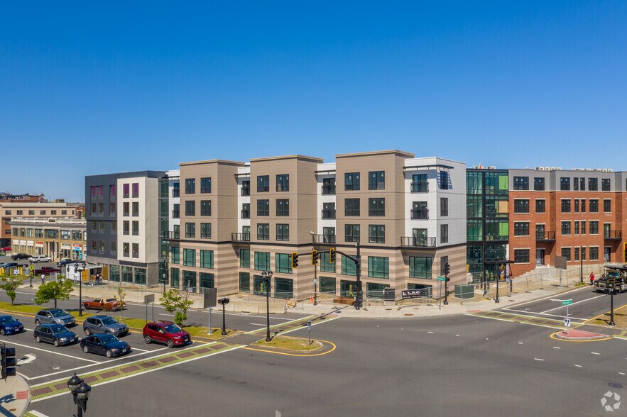 More Photos Of 227 Washington St, Salem Apartments For Lease