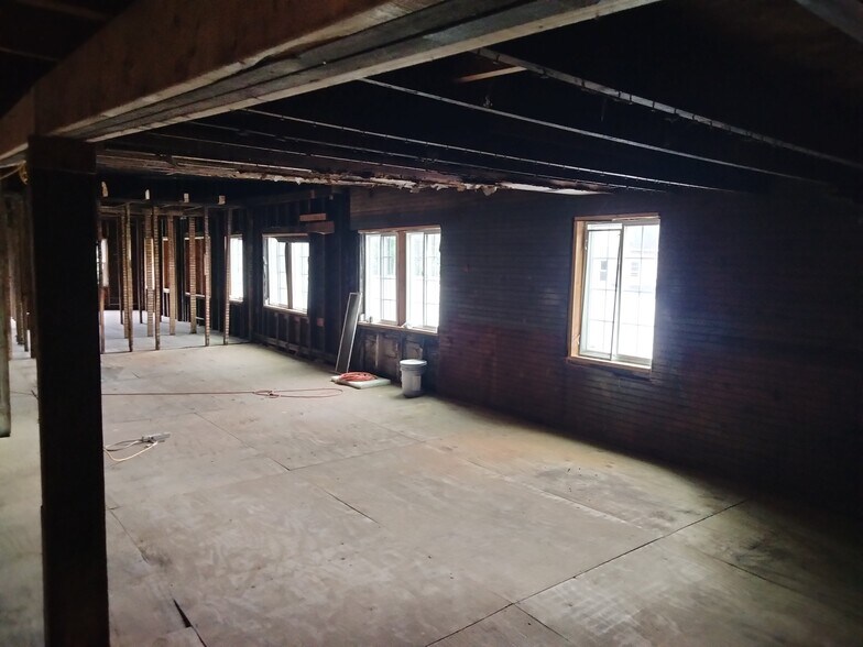 More Photos Of 165 W Main St, Pottstown Industrial For Sale