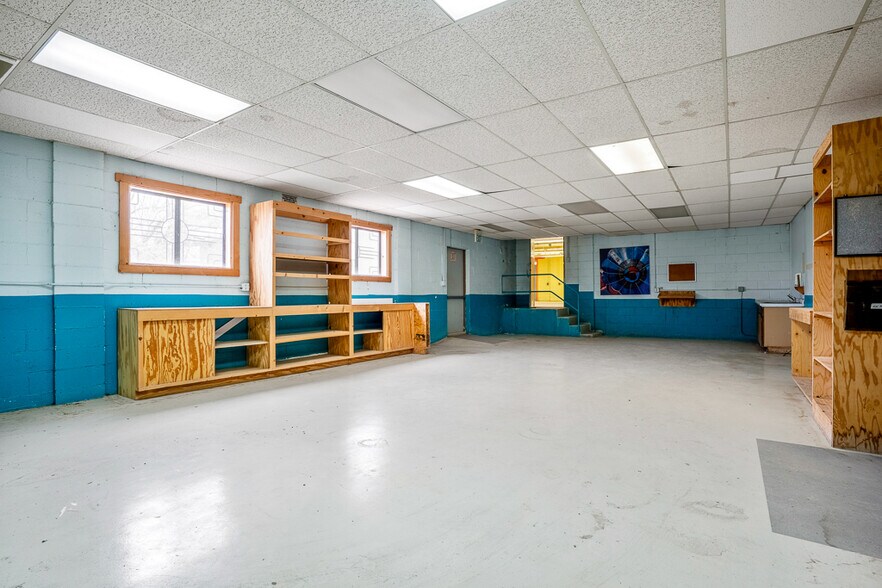 More Photos Of 20 Arroyo Cuyamungue Rd, Santa Fe Warehouse For Sale