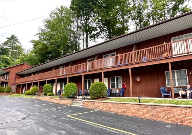 More Photos Of 1545 Us-9, Lake George Hotel For Sale