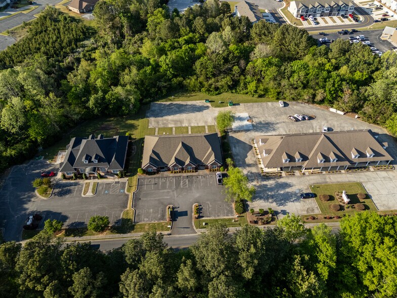 More Photos Of 111 Laurel Creek Rd Se, Calhoun Medical For Lease