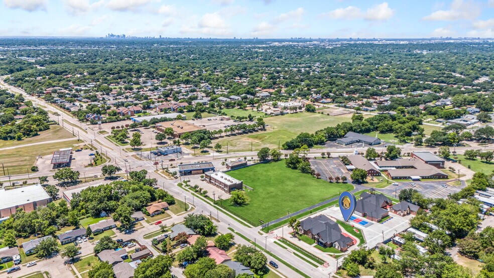 More Photos Of 703 E Oates Rd, Garland Unknown For Lease