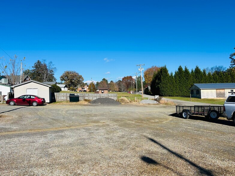 More Photos Of 0 Sweeney St, Floyd Land For Sale