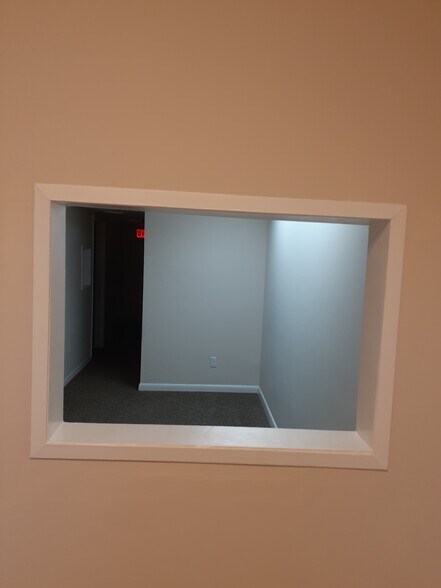 More Photos Of 7120-7190 Seminole Blvd, Seminole Office For Lease