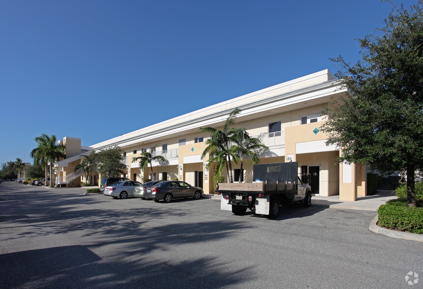 Primary Photo Of 2731 Vista Pky, West Palm Beach Showroom For Sale