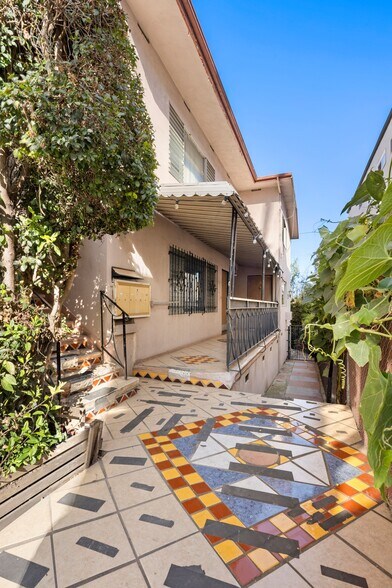 More Photos Of 436 Normandie Pl, Los Angeles Apartments For Sale