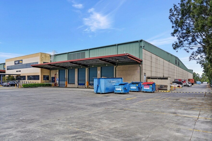 More Photos Of 2-4 Harvey Road, Kings Park Warehouse For Lease