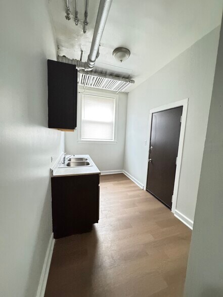 More Photos Of , Chicago Multifamily For Sale