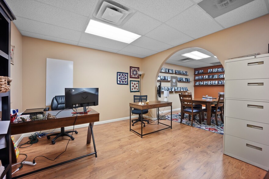 More Photos Of 5785 N Union Blvd, Colorado Springs Office For Lease