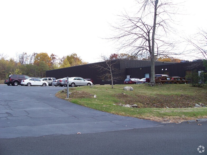 More Photos Of 10 Coppage Dr, Worcester Manufacturing For Lease