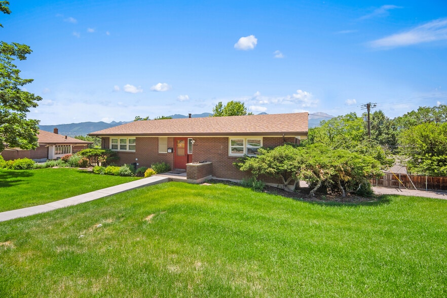 More Photos Of 820 N 30th St, Colorado Springs Religious Facility For Sale