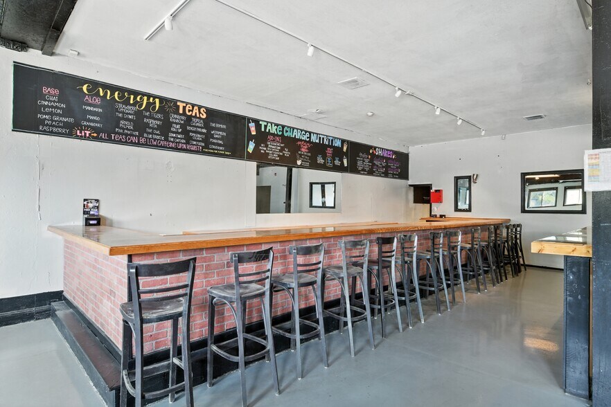 More Photos Of 285 Elm St, Westfield Storefront Retail Residential For Sale