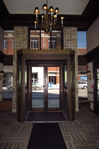 More Photos Of 220 W Colfax Ave, South Bend Loft Creative Space For Lease