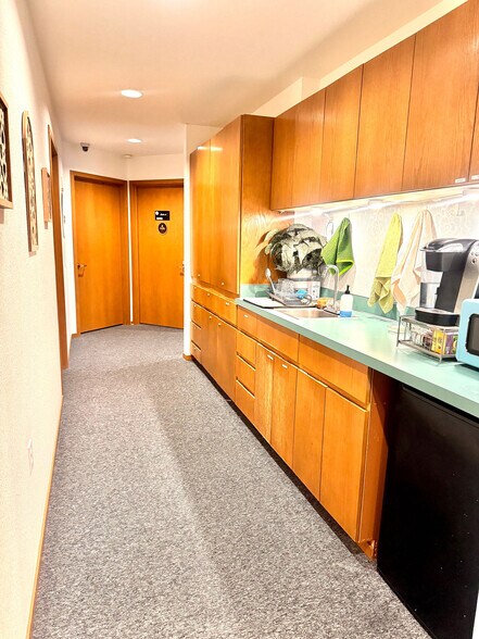 More Photos Of 1800 Cooper Point Rd SW, Olympia Office For Sale