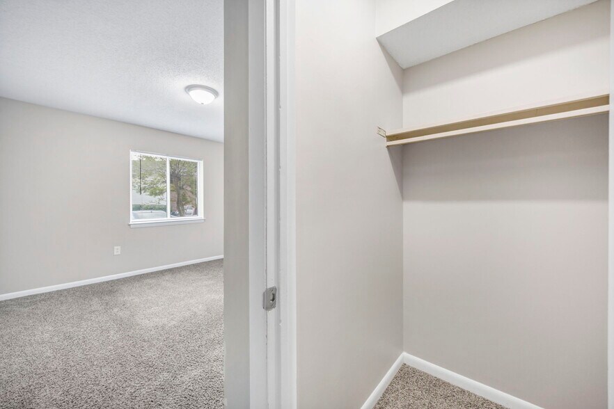 More Photos Of 200 Bentree Ln, Florence Apartments For Sale