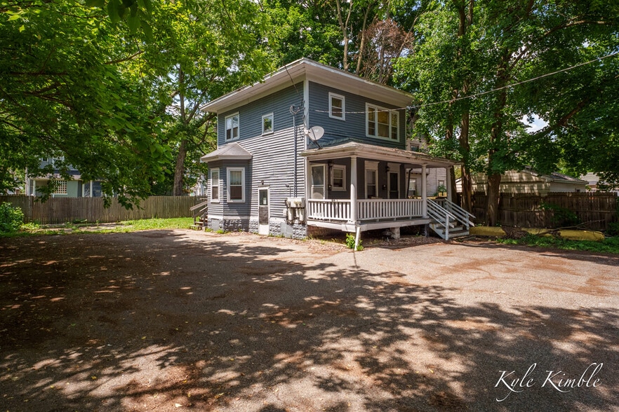 More Photos Of , Kalamazoo Multifamily For Sale