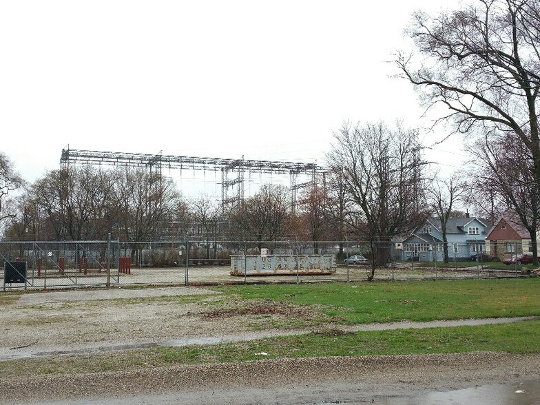 More Photos Of 2044 Peck St, Muskegon Warehouse For Sale