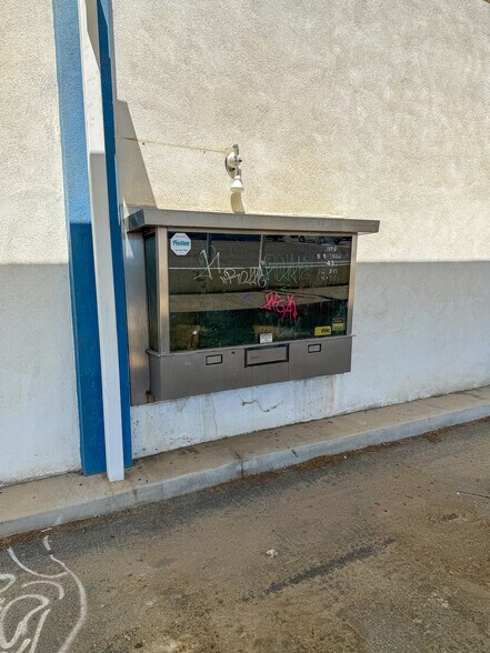 More Photos Of 45900 Fargo St, Indio Restaurant For Sale
