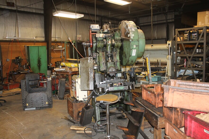 More Photos Of 1169 Lyon Rd, Batavia Manufacturing For Sale
