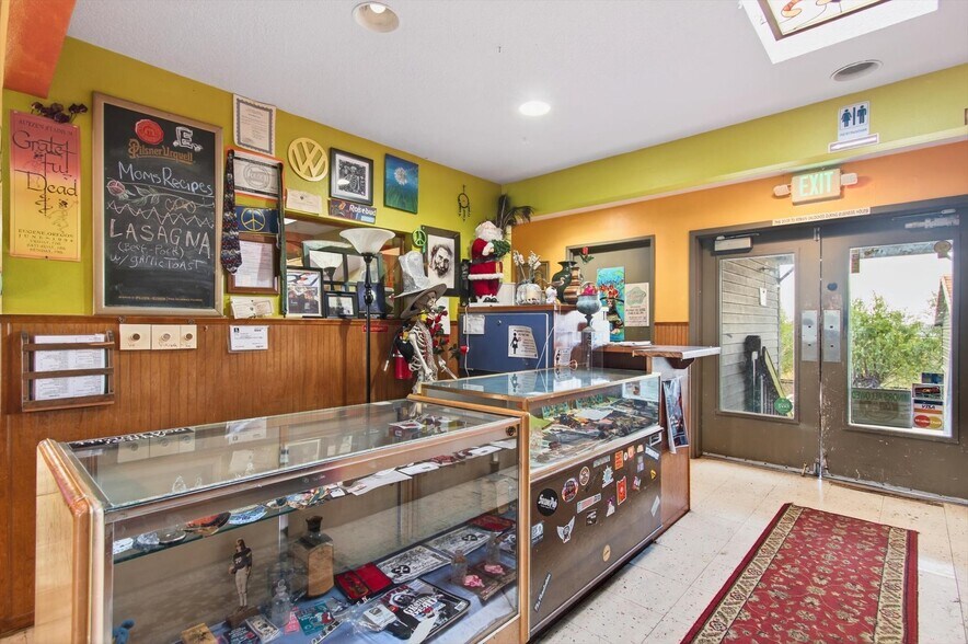 More Photos Of 50316 Columbia River Hwy, Scappoose Restaurant For Sale