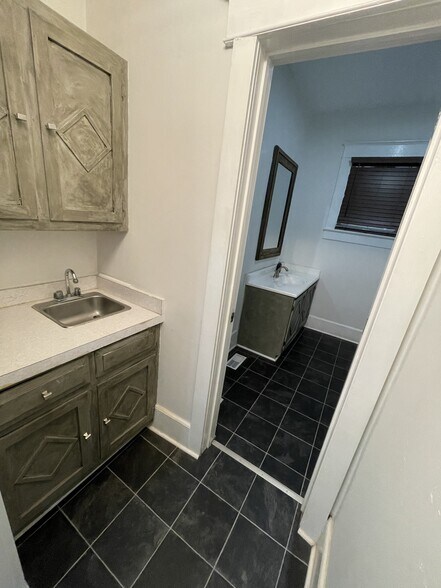 More Photos Of 312 W Main St, Waverly Freestanding For Sale