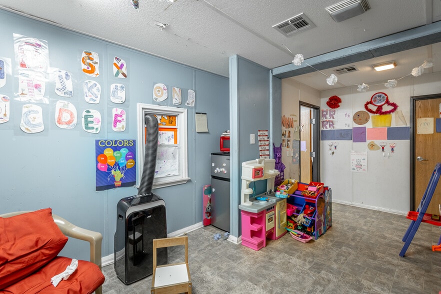 More Photos Of 8995 Dayton Pike, Soddy Daisy Restaurant For Sale