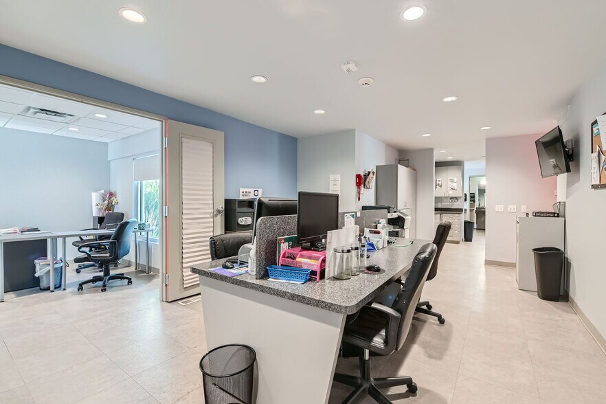 More Photos Of 112 S Denver Ave, Fort Lupton Medical For Lease