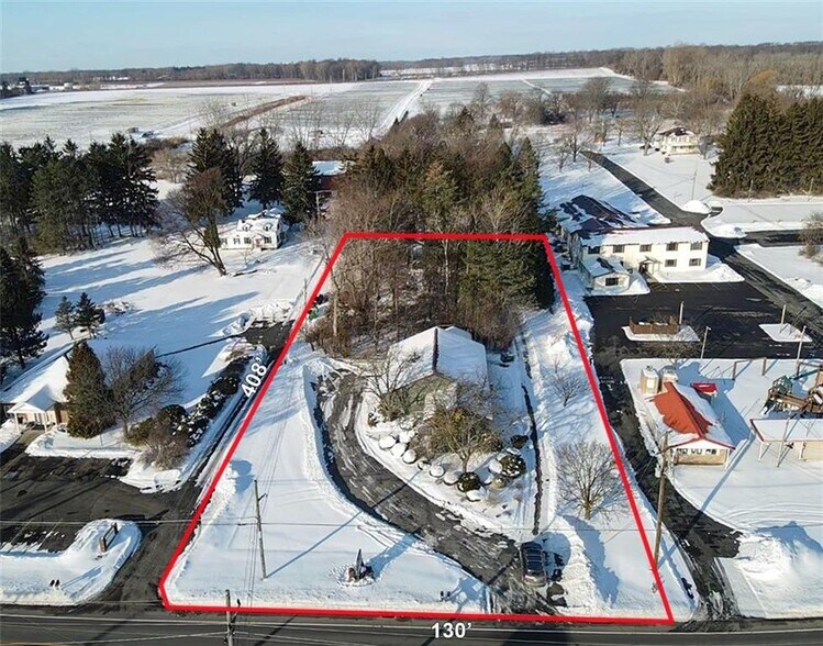 More Photos Of 762 Pre Emption Rd, Geneva Veterinarian Kennel For Sale