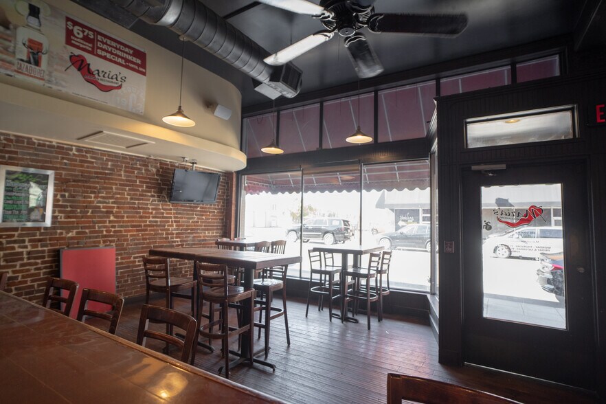 More Photos Of 406 South Ave, Springfield Storefront Retail Office For Lease