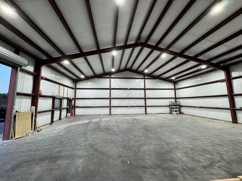 More Photos Of 4122 Meeting Street Rd, Charleston Warehouse For Lease