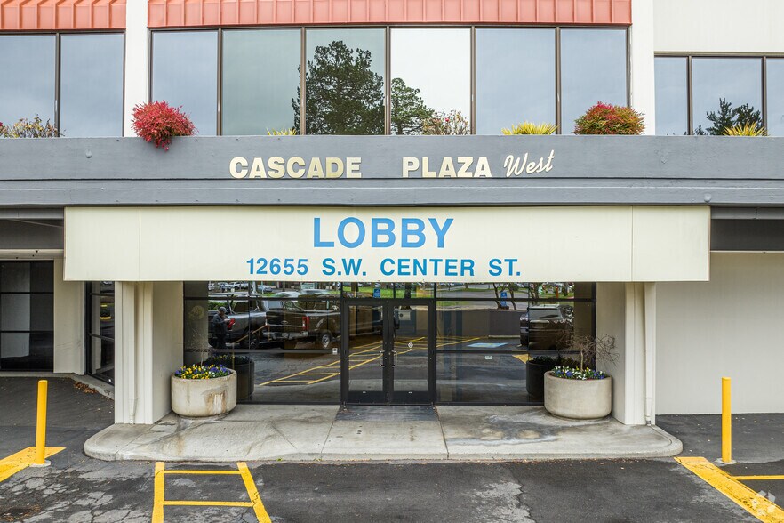 More Photos Of 12655 SW Center St, Beaverton Office For Lease